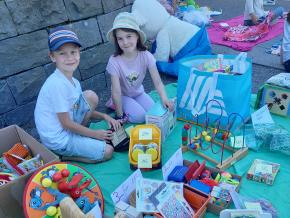 Kaufen und Verkaufen am Flohmarkt